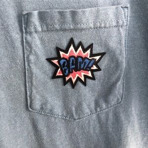 Logo t-shirt size large